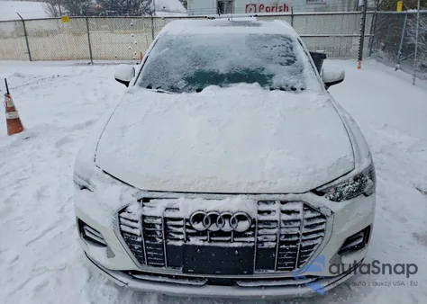 2019 Audi Q3 Premium z USA, uszkodzony, nr VIN WA1AECF3XK1077359